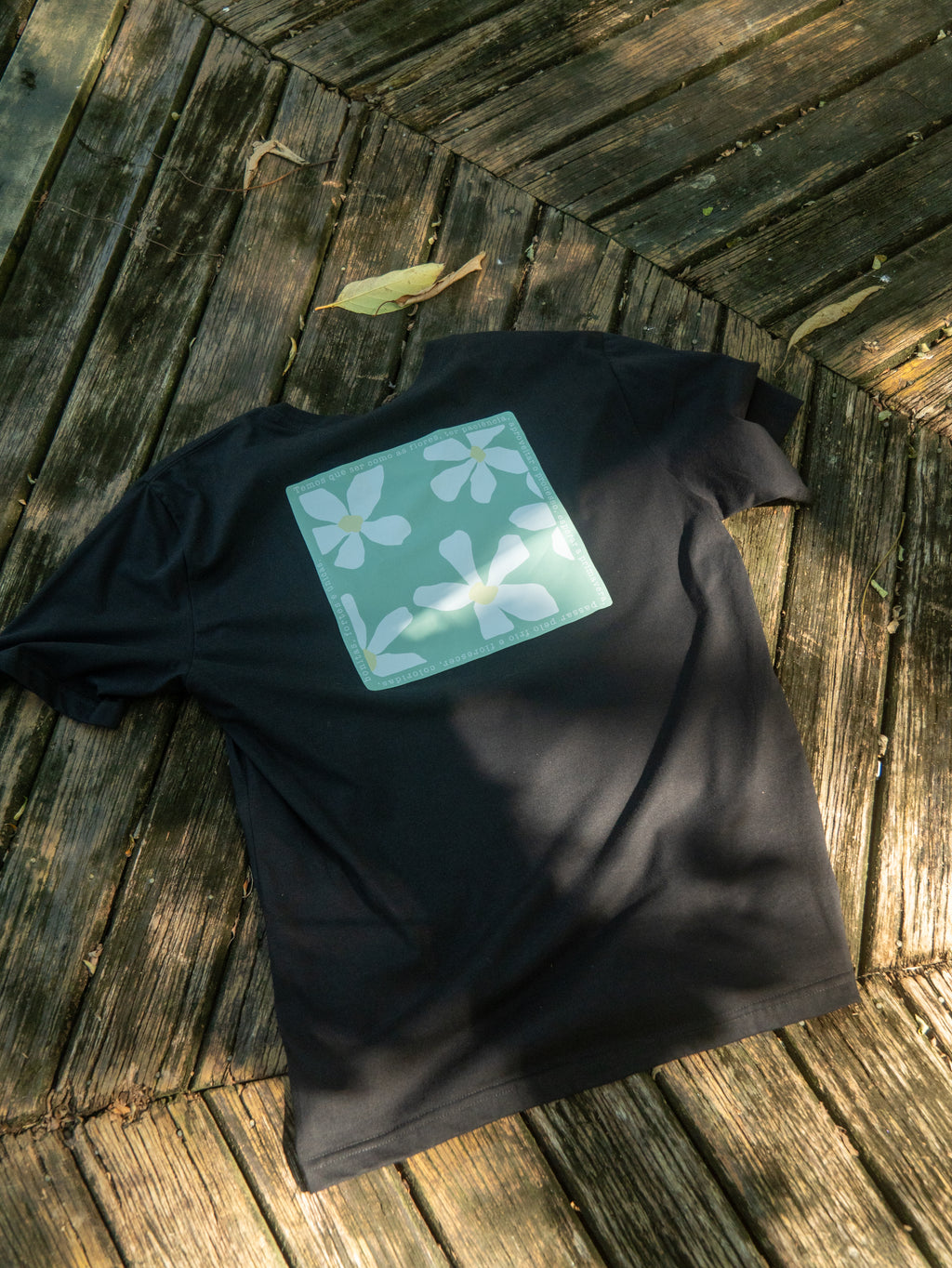 Camiseta Como as Flores